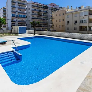 https://andaluz-apartments-edf-algarrobo.hotelsinnerja.org